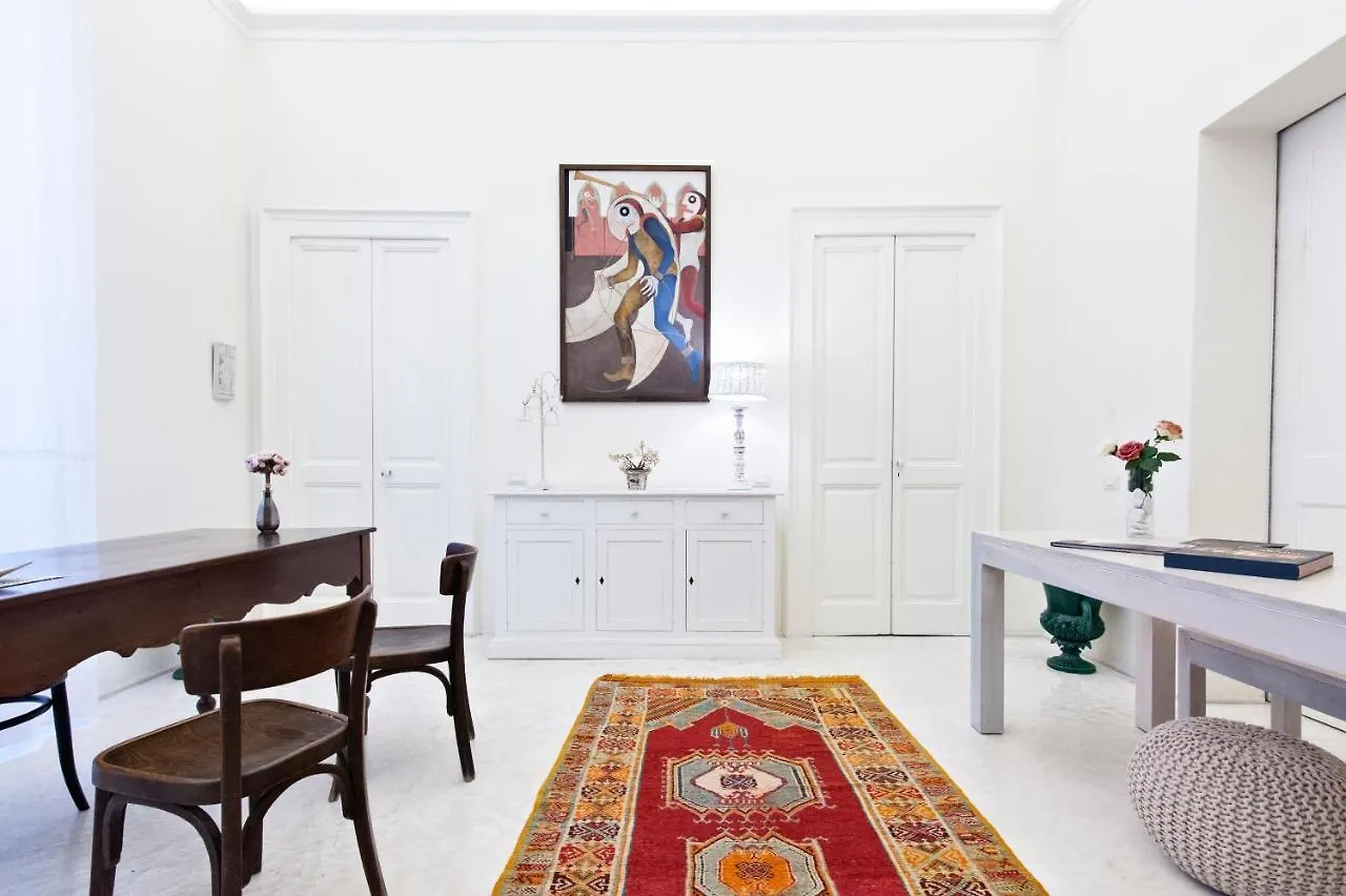 ** Bed and breakfast Casa Di Lo Suites Lecce Italia